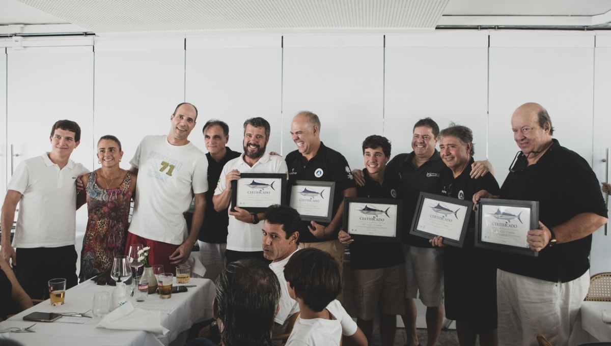 Yacht Clube da Bahia homenageia medalhistas do Mundial de Pesca